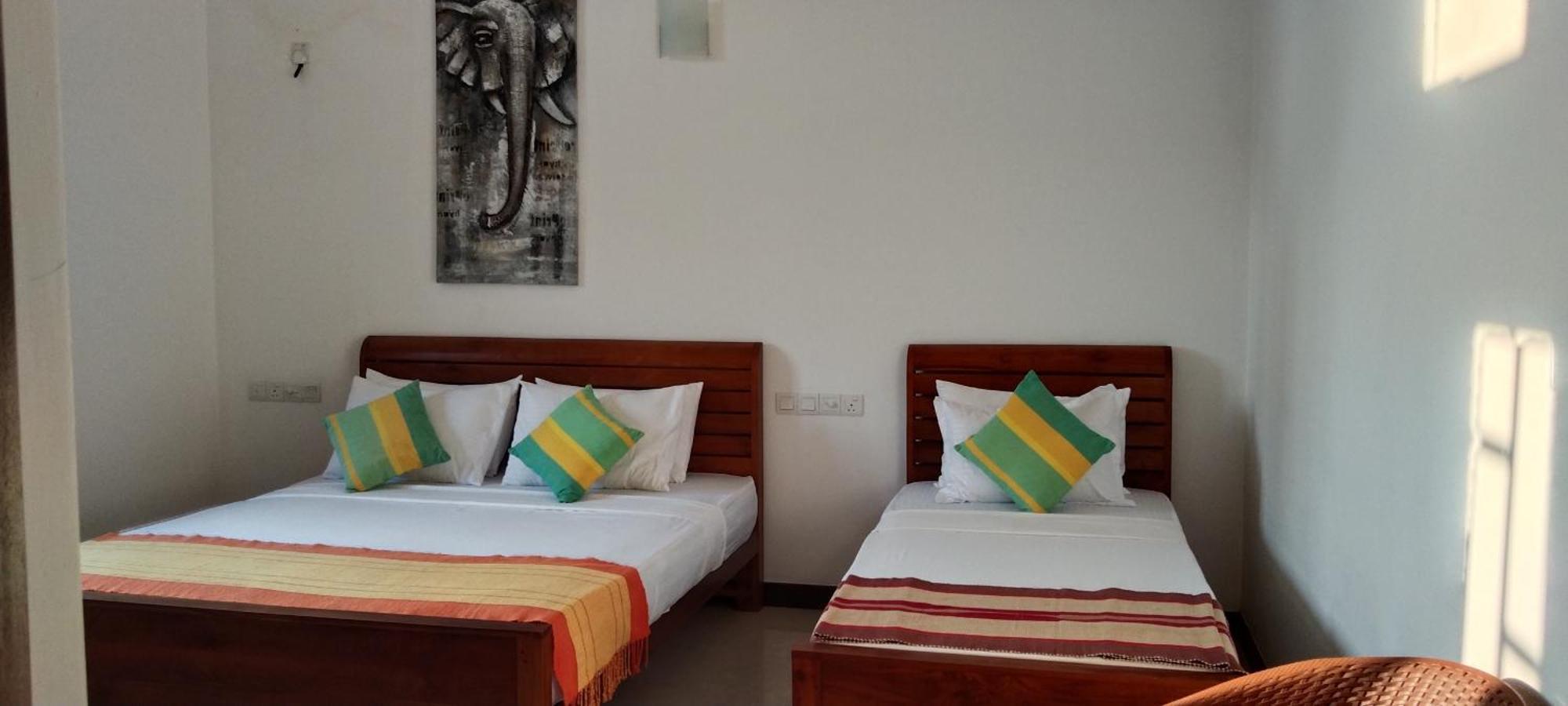 Bed and Breakfast Pick & Go White House Negombo Zewnętrze zdjęcie