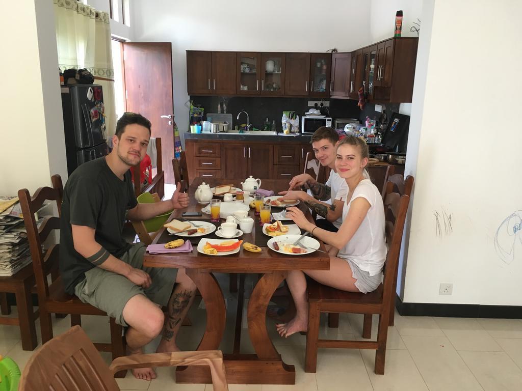Bed and Breakfast Pick & Go White House Negombo Zewnętrze zdjęcie
