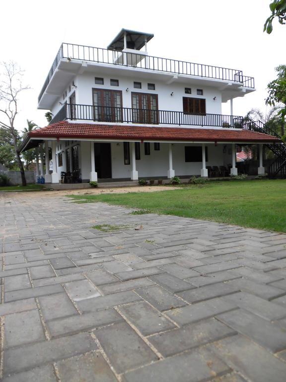 Bed and Breakfast Pick & Go White House Negombo Zewnętrze zdjęcie