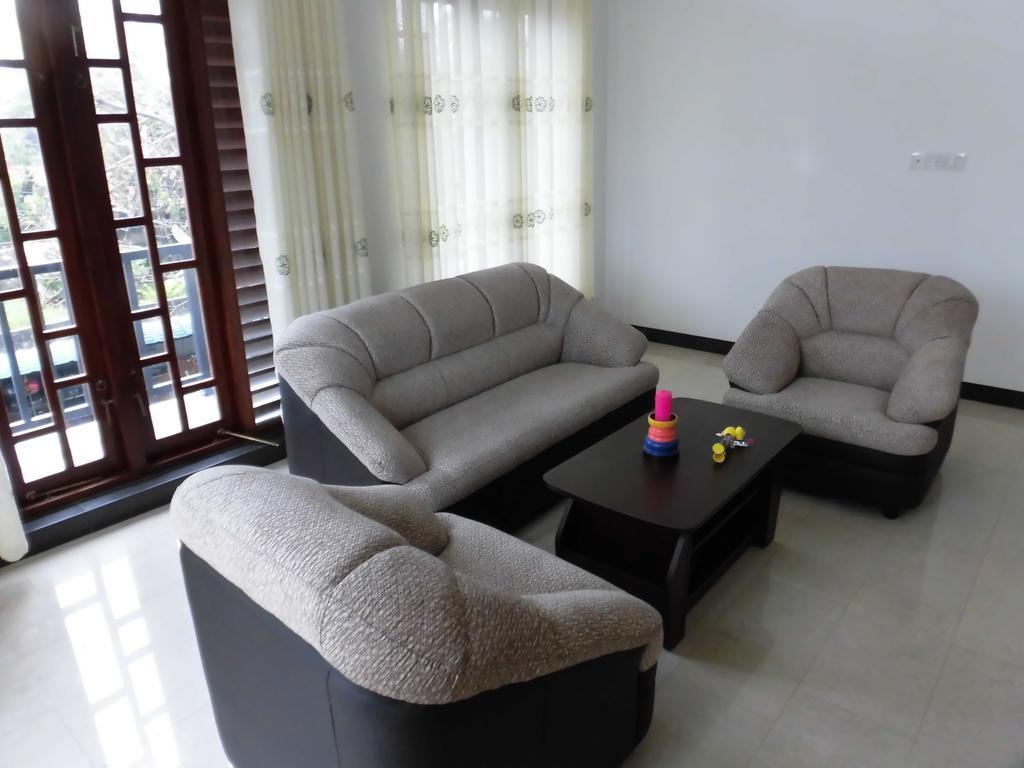 Bed and Breakfast Pick & Go White House Negombo Zewnętrze zdjęcie