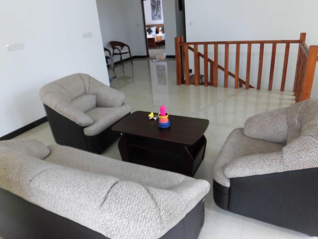 Bed and Breakfast Pick & Go White House Negombo Zewnętrze zdjęcie