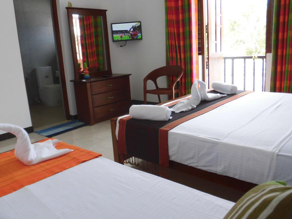 Bed and Breakfast Pick & Go White House Negombo Zewnętrze zdjęcie
