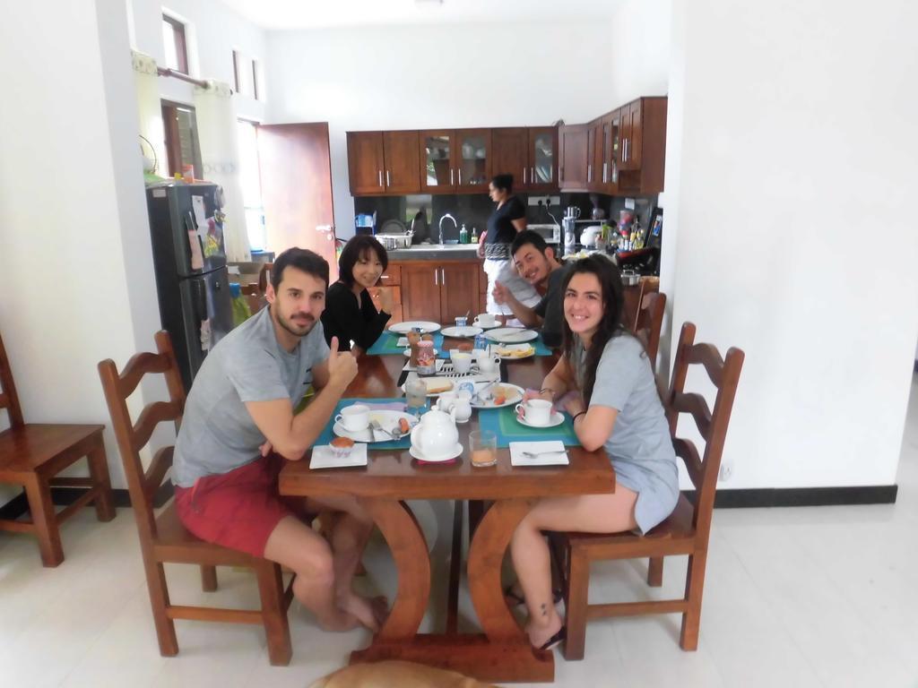 Bed and Breakfast Pick & Go White House Negombo Zewnętrze zdjęcie