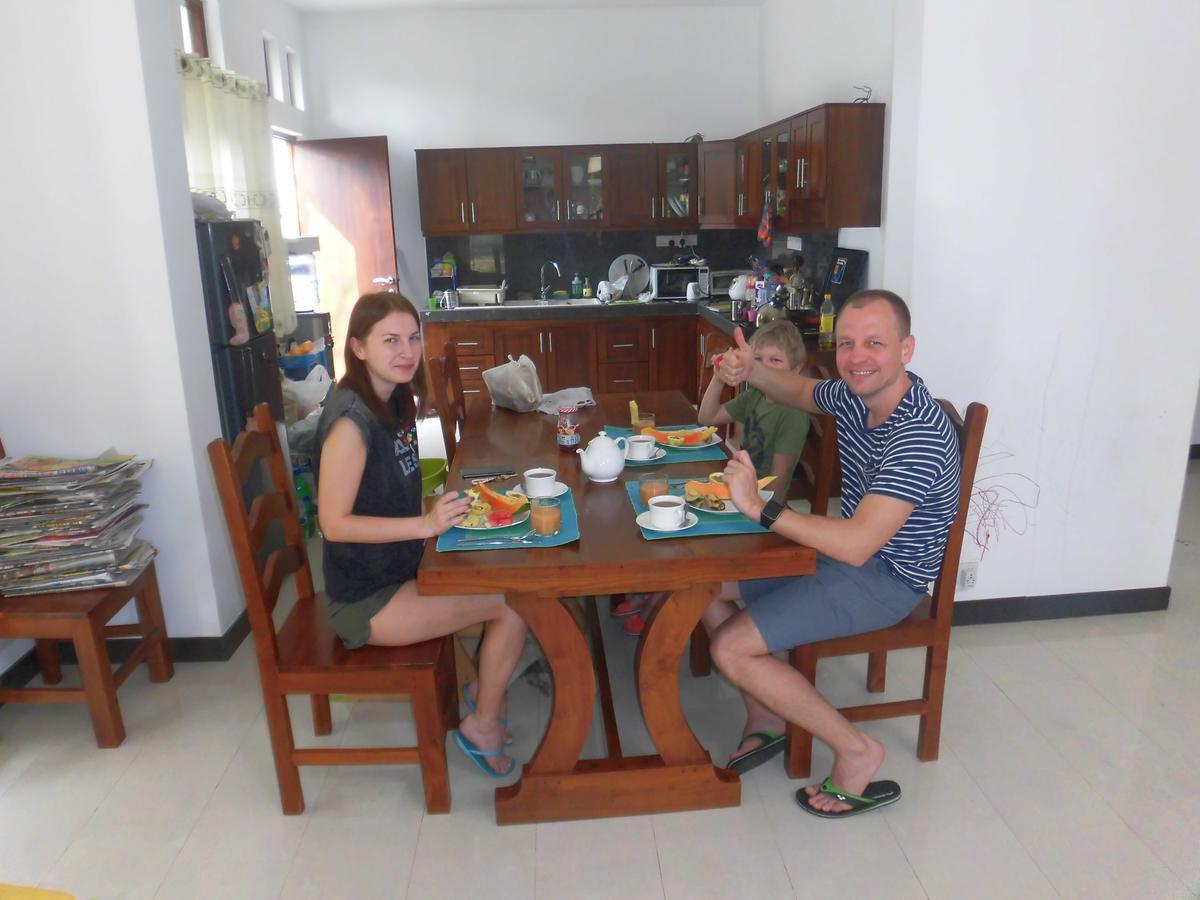 Bed and Breakfast Pick & Go White House Negombo Zewnętrze zdjęcie